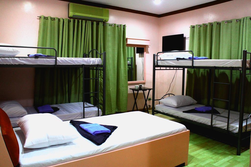 Tagaytay Garden Budgetel - City Center Tagaytay City Phòng bức ảnh