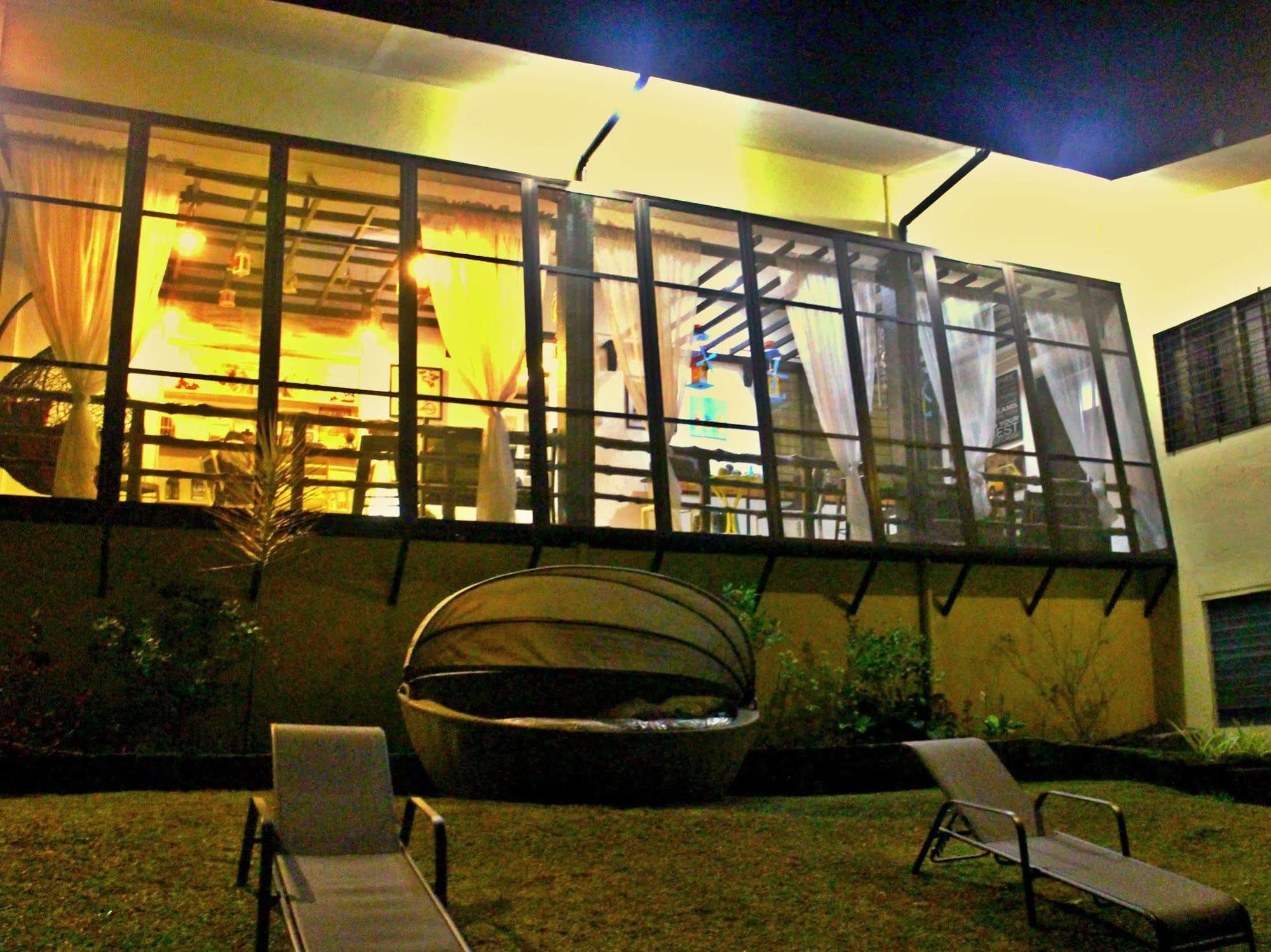 Tagaytay Garden Budgetel - City Center Tagaytay City Ngoại thất bức ảnh